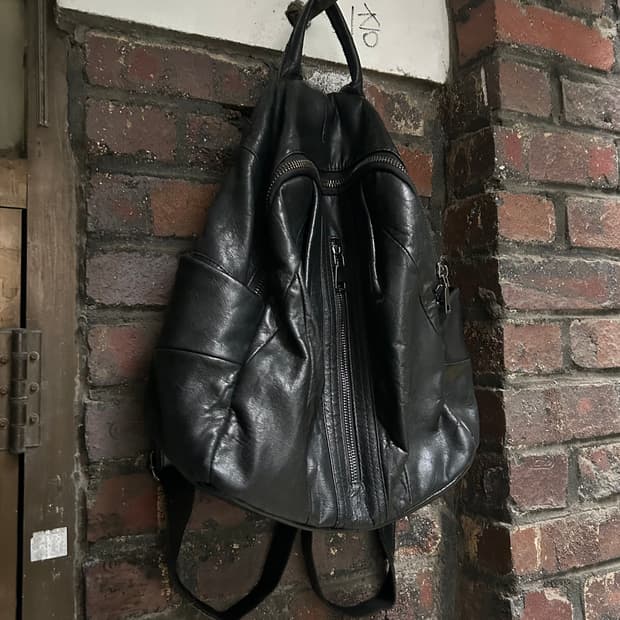 2000s VTG 블랙 락시크 레더 백팩