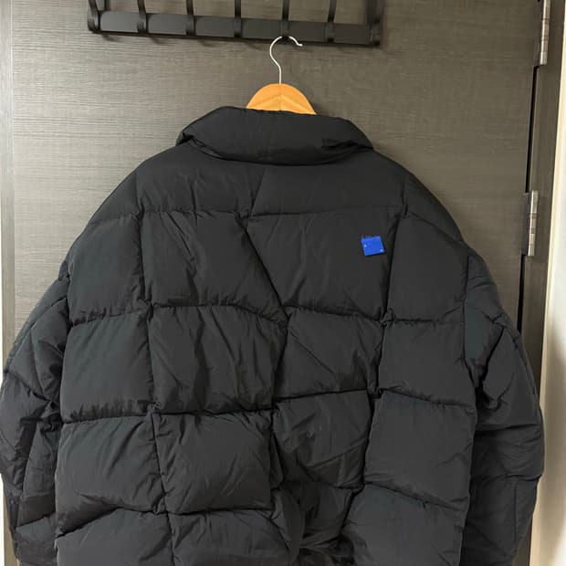 L - 자라  x 아더에러 푸퍼 패딩