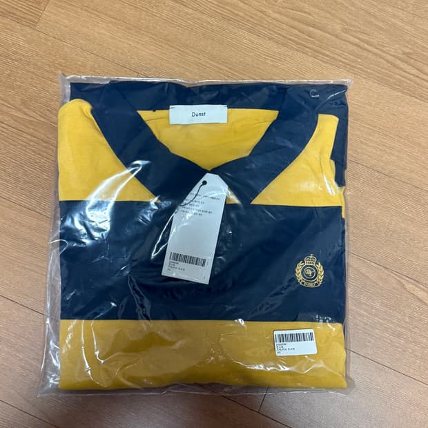 던스트 럭비 티셔츠