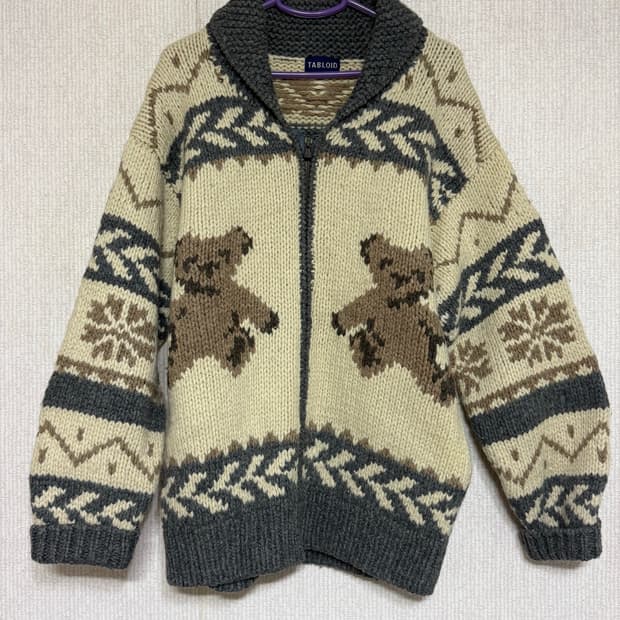 타블로이드 곰돌이 코위찬 