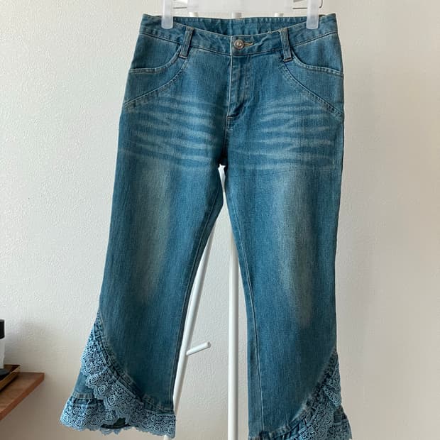 일본빈티지 밑단레이스장식 연청바지 7부바지 카프리진 y2k