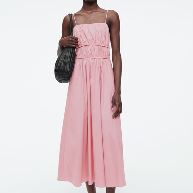 cos 핑크 셔링 롱 원피스 36