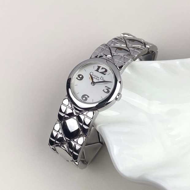 DIOR round cream dial watch 
