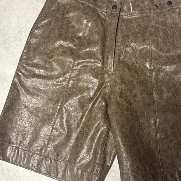 더일마 에코 레더 팬츠 브라운