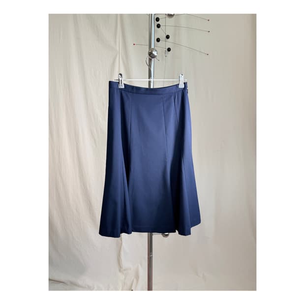 BPQC 베이직 미디 스커트