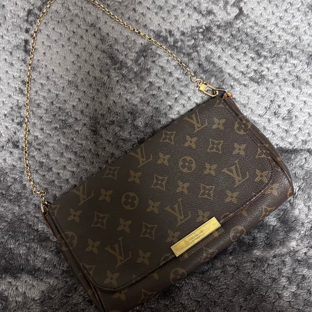 루이비통 체인크로스백