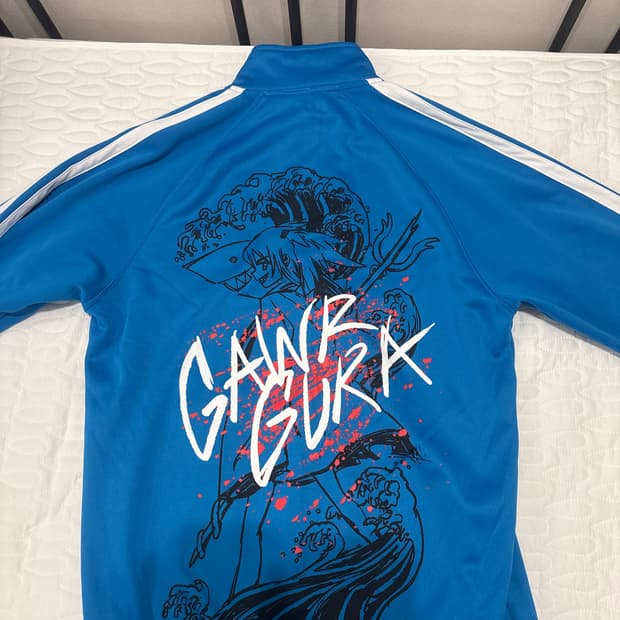 홀로라이브 가우르 구라 omocat 공식 져지.