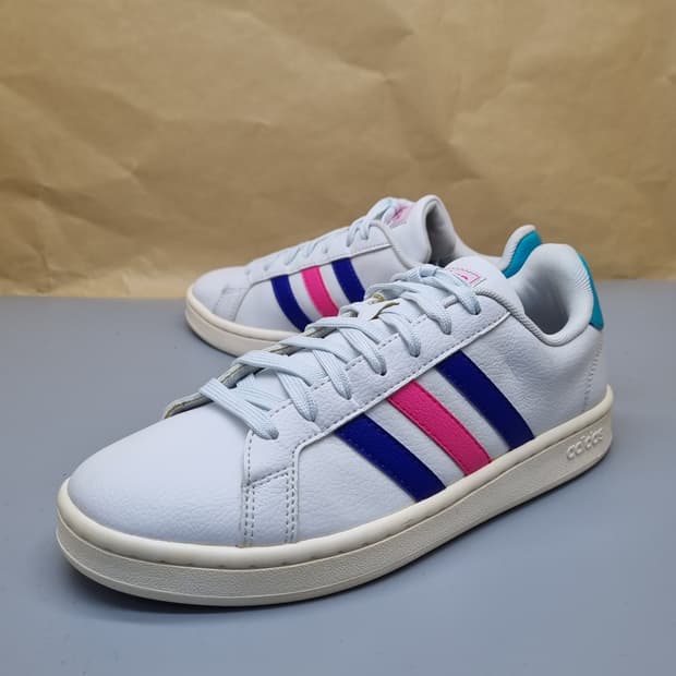 아디다스 그랜드코트 여성스니커즈240 