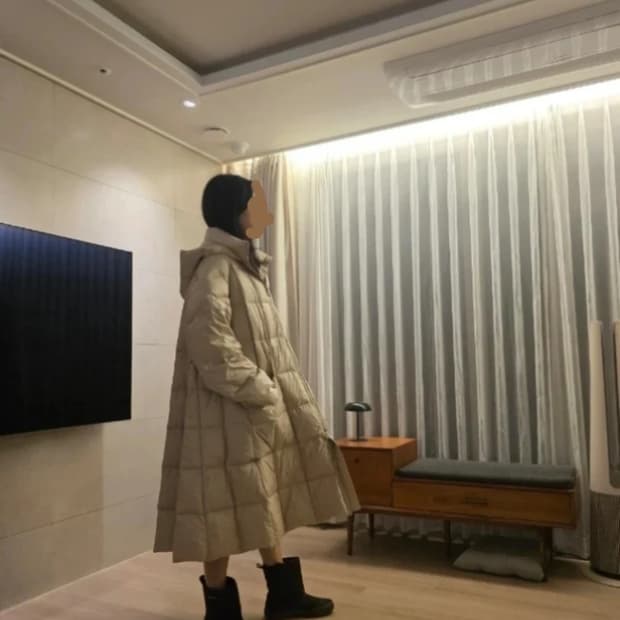 Witty and Humble 롱패딩 베이지