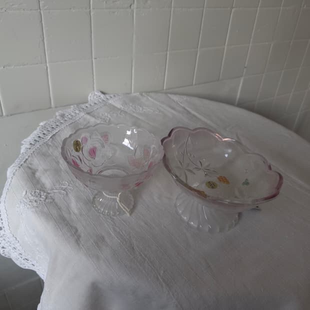 𝐒𝐨𝐠𝐚 Pink Glass Compote (Japan)