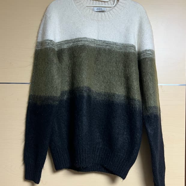 COS 컬러 블록 모헤어 니트