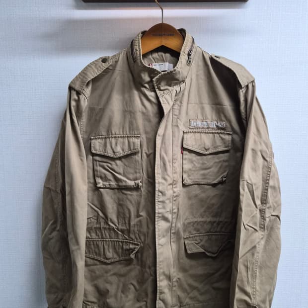 L) 리바이스 M65 필드자켓 팝니다