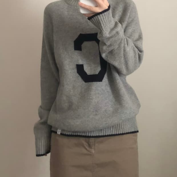 커버낫 빅로고 배색 니트