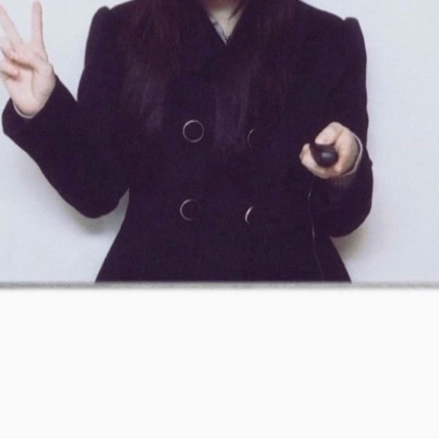 세실맥비 퍼 코트