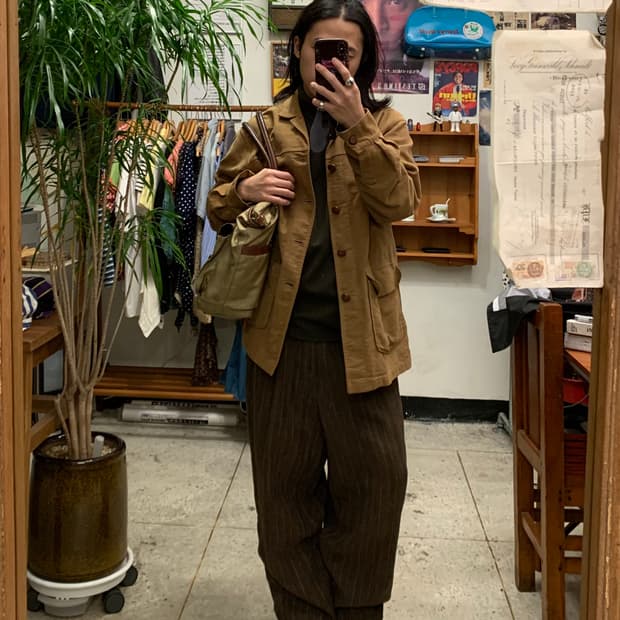 네펜데스 베이지 커버올 자켓