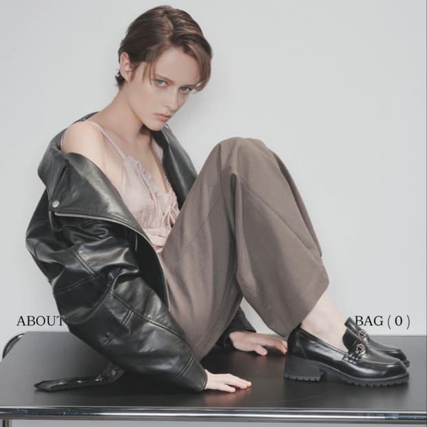 레이첼 콕스 스웨이드 로퍼 225