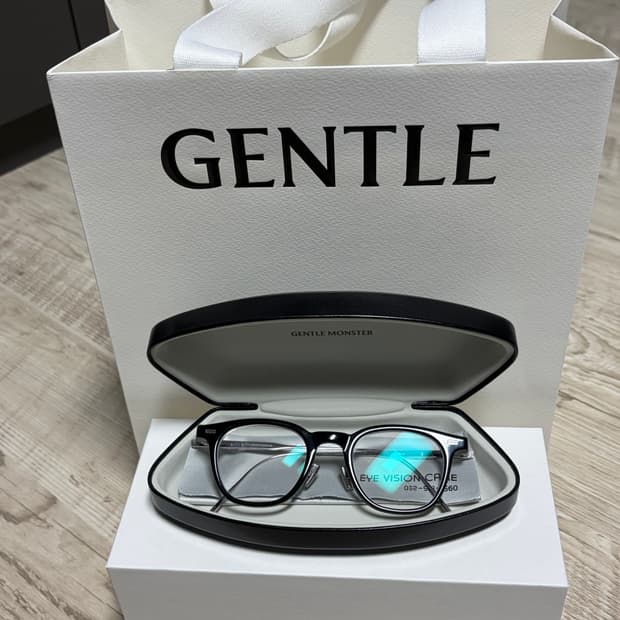 젠틀몬스터 ROB 롭