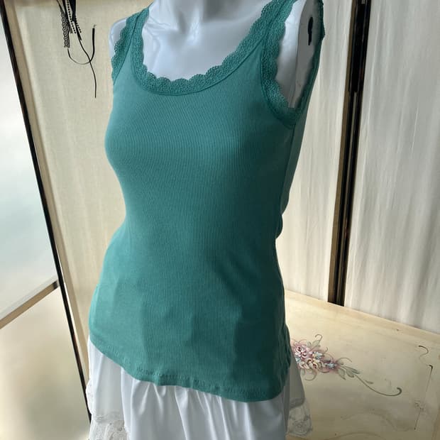 jpn vintage mint lace sleeveless