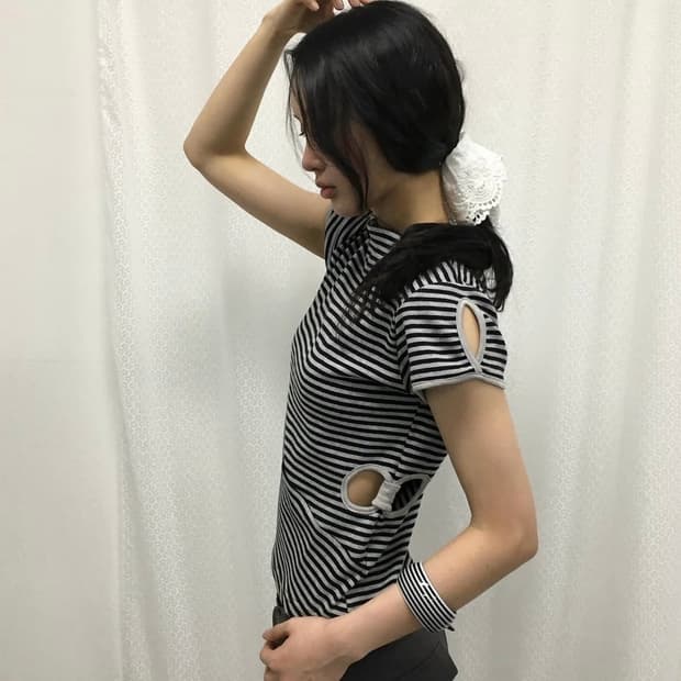 chemechc ARC STRIPE TOP (BLACK)