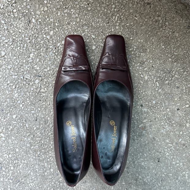 Vintage Square Toe Kitten Heels