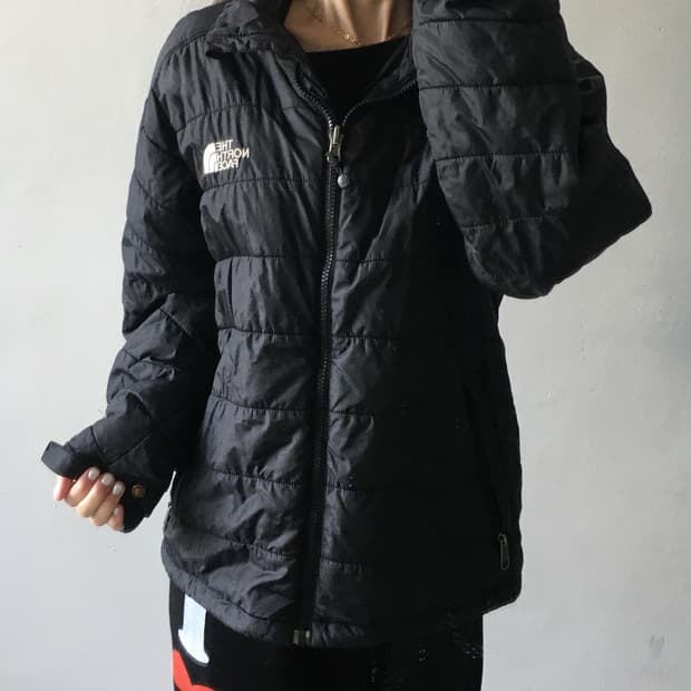 노스페이스 가슴로고 경량패딩