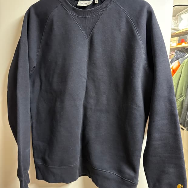 [M] 칼하트 WIP 체이스 스웻셔츠 네이비