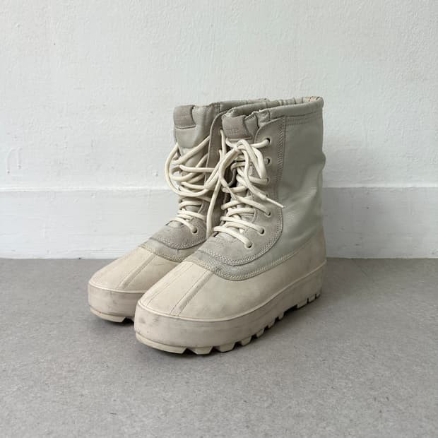 YEEZY 950 초기 하이탑 부츠 피요테