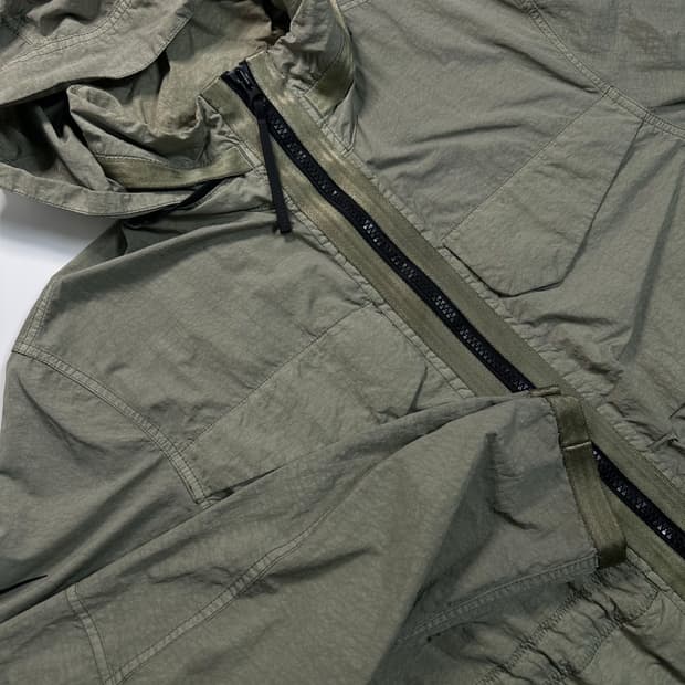 나이키 테크 팩 하이 덴시티 M65 자켓 제이드 스톤