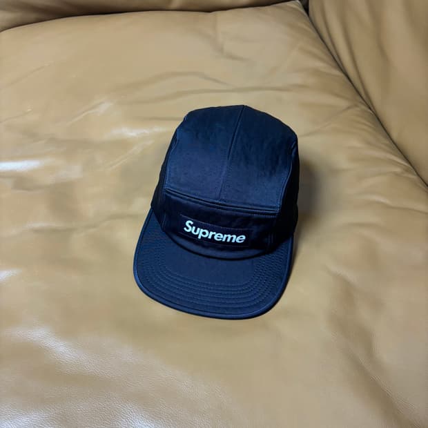 Supreme 슈프림 네이비 캠프캡 모자 (Satin Navy)