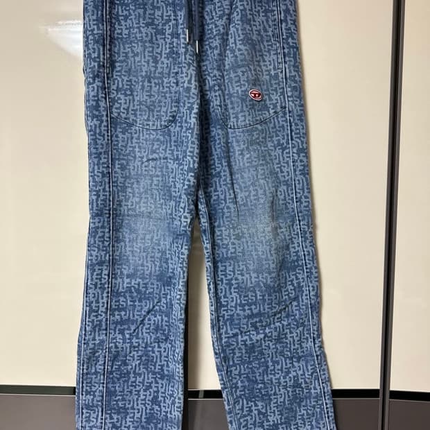 디젤, 떠그클럽 팬츠