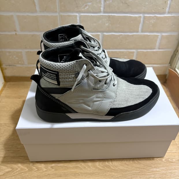 알파인스타즈 - Primer Riding Shoes (프라이머 부츠)