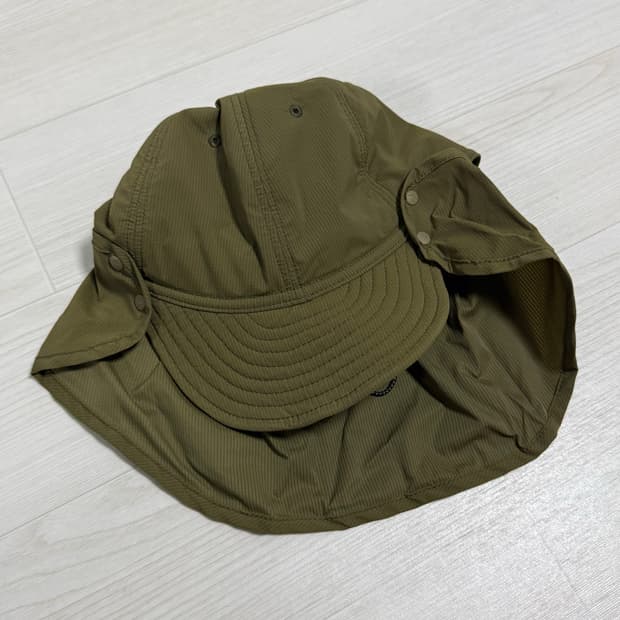 케일 하이커캡 카키브라운