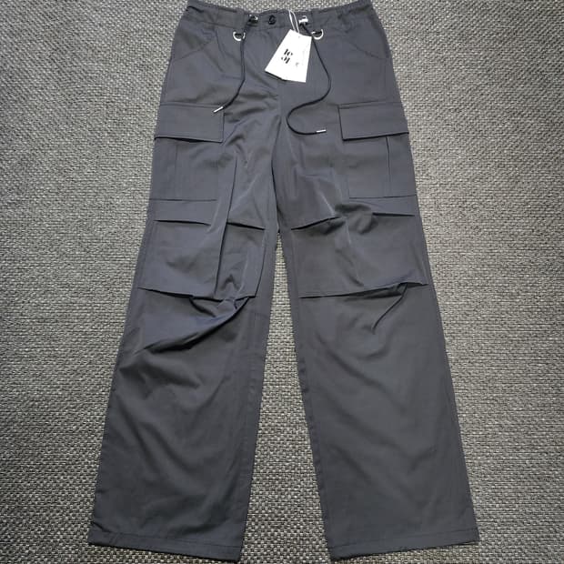 LE 르 새상품 팬츠 s사이즈