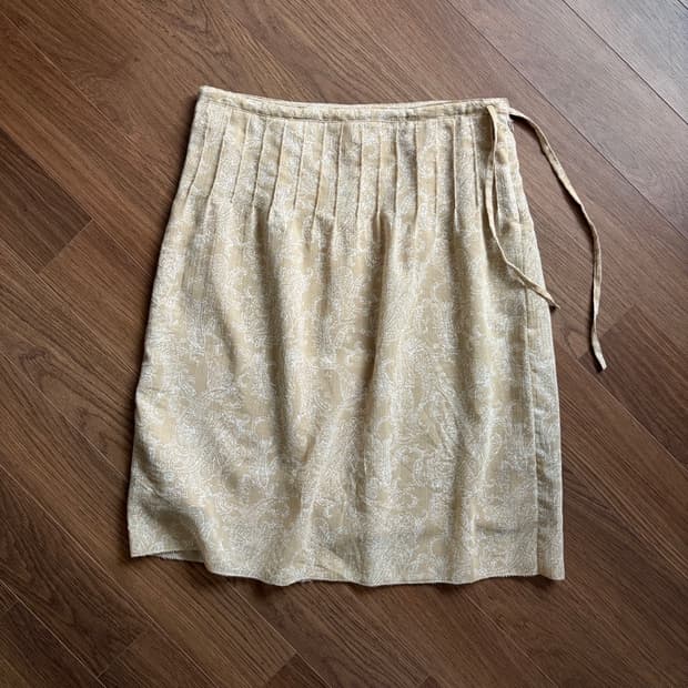 patterned midi skirt