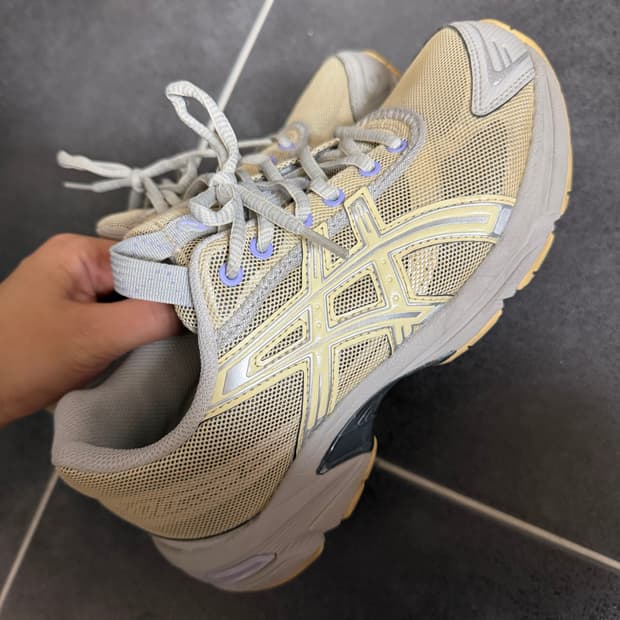 아식스 젤 1130 240사이즈