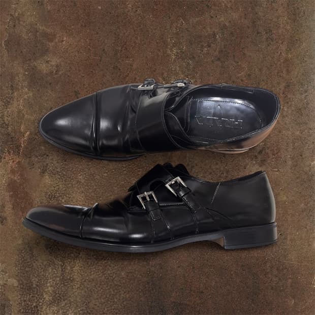 [275] 프라다 더블 몽크 스트랩 더비 슈즈