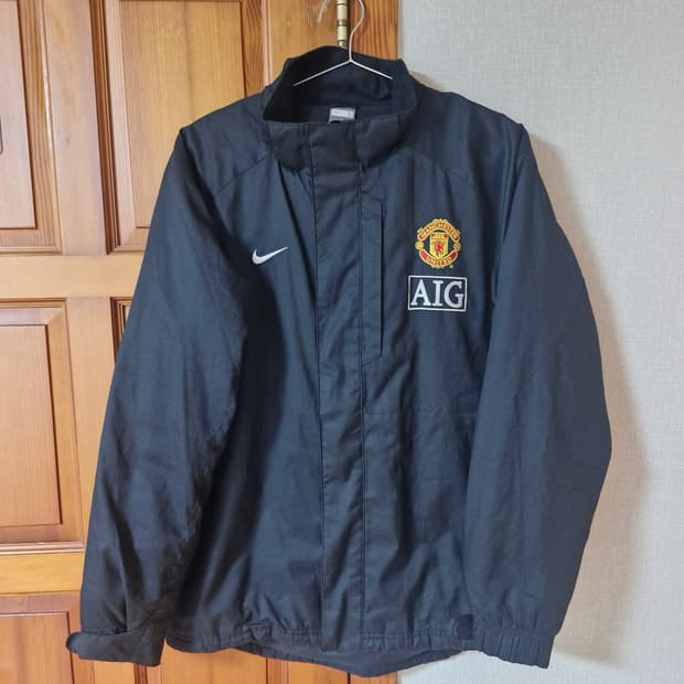 나이키 맨유 AIG 미드필드자켓 블랙 S (실측100~105)