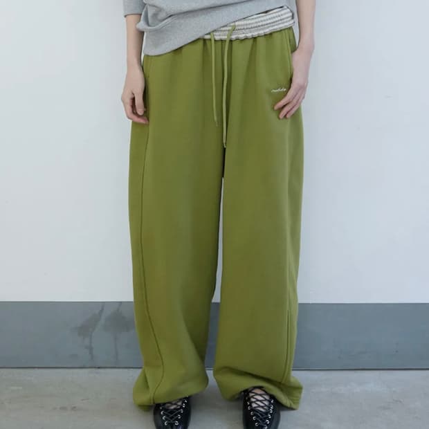 미치코런던 스웻팬츠 올리브 그린