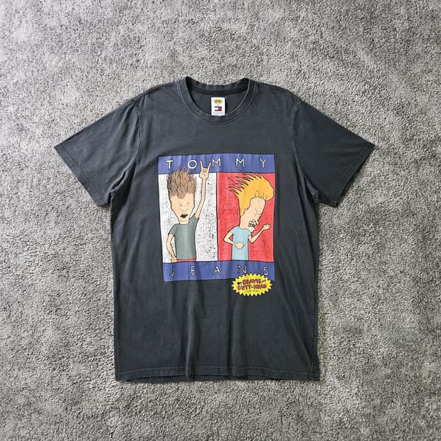 [무료배송] TOMMY JEANS 비비스 앤 버트 헤드 반팔 티셔츠