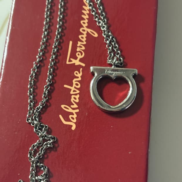 페레가모 간치니 목걸이