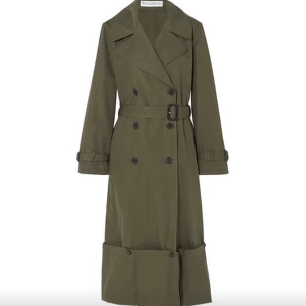 [수지님 착용] JW앤더슨 헴라인 트렌치 코트