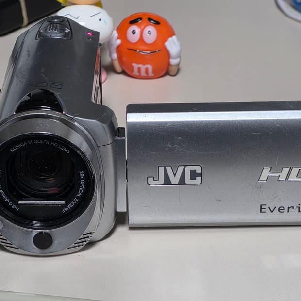 JVC 에버리오 GZ-HM240 빈티지 디지털캠코더