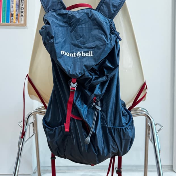 몽벨 버사라이트 팩 네이비 백팩