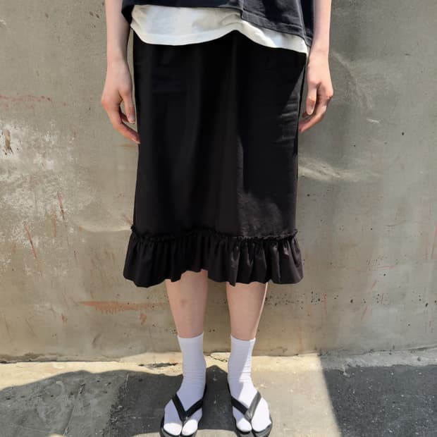 낫띵에브리띵 프릴 미디 스커트