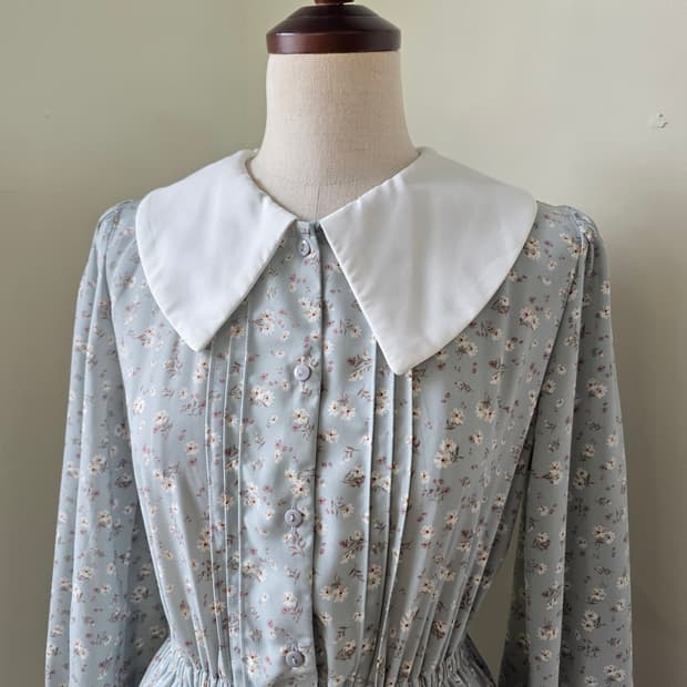 플라워 핀턱 빅카라 원피스