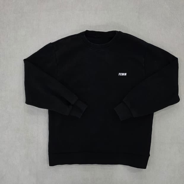 [M] 에프씨엠엠 클럽 팀 에센셜 맨투맨 0223J