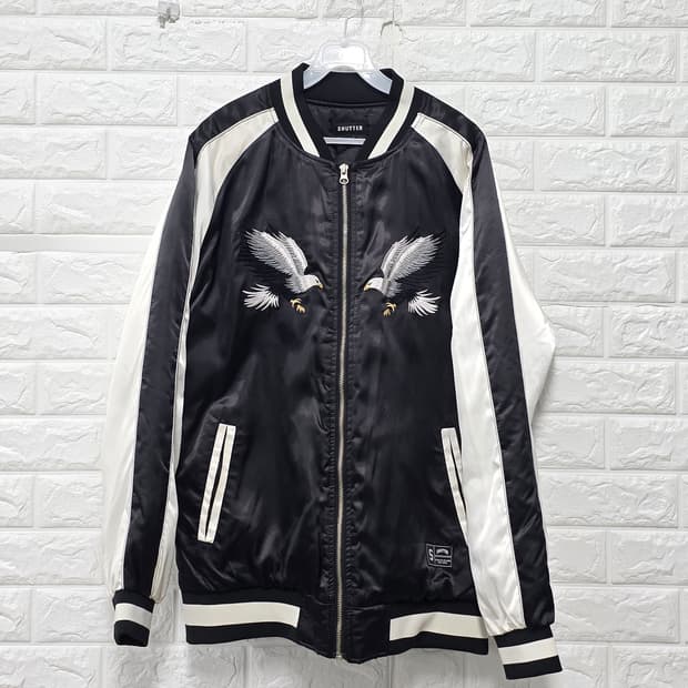 택포// 슈터 독수리 자수 스카쟌 점퍼 XL ejc