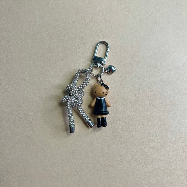 (1)미니피규어 🎀 Long Kitty Custom Keyring 🎀