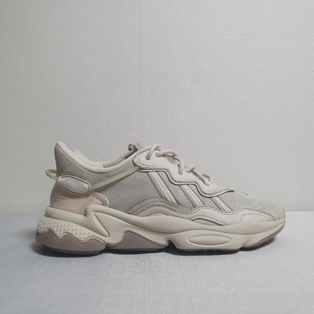 245mm 아디다스 오즈위고 베이지 운동화 스웨이드 