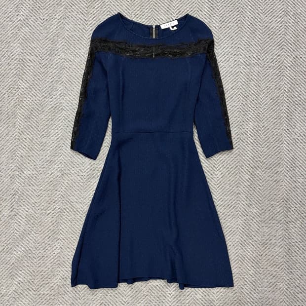 산드로 레이스 디테일 원피스 v1439